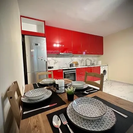 Red Harmony By The Sea Pool And Balcony *