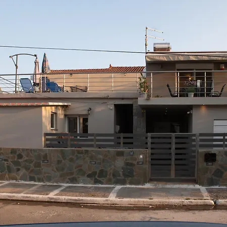 Apartamento Red Harmony By The Sea Pool And Balcony Calamata
