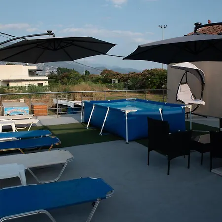 Red Harmony By The Sea Pool And Balcony * Calamata