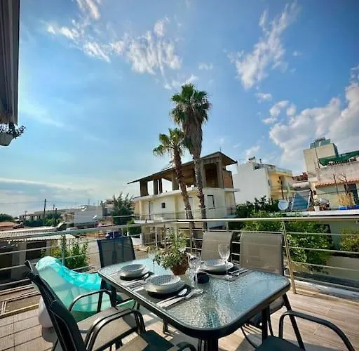 Red Harmony By The Sea Pool And Balcony Kalamata