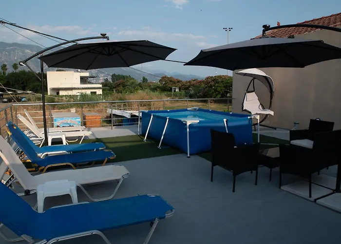 Red Harmony By The Sea Pool And Balcony * Kalamata