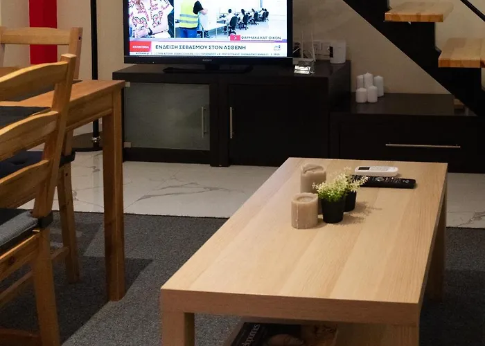 Red Harmony By The Sea Pool And Balcony *