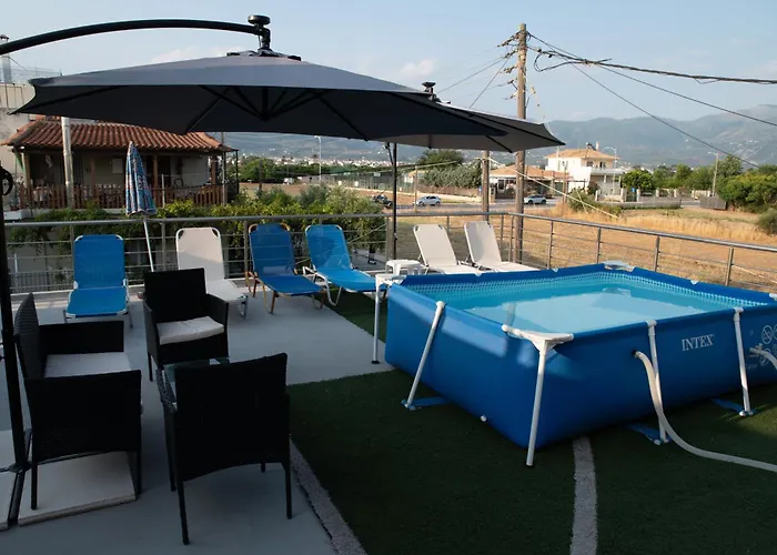 아파트 Red Harmony By The Sea Pool And Balcony *